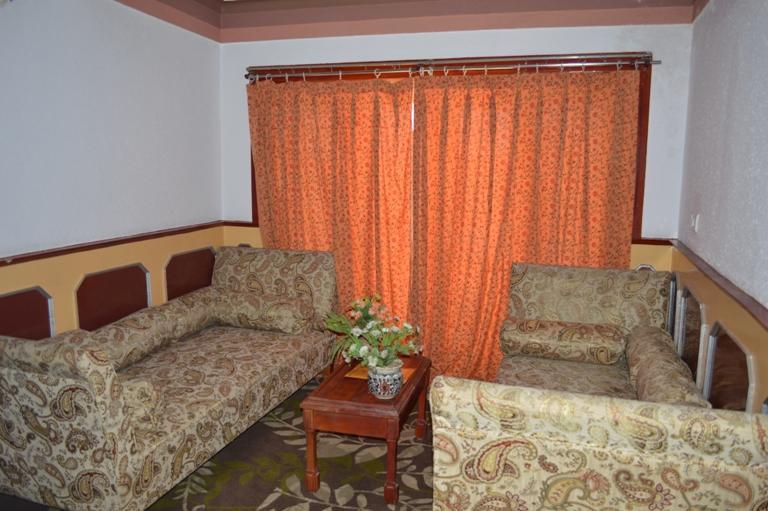 Shah Abbas Hotel At Dal Lake Srīnagar Exterior foto