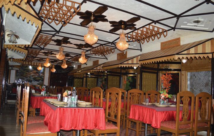 Shah Abbas Hotel At Dal Lake Srīnagar Exterior foto